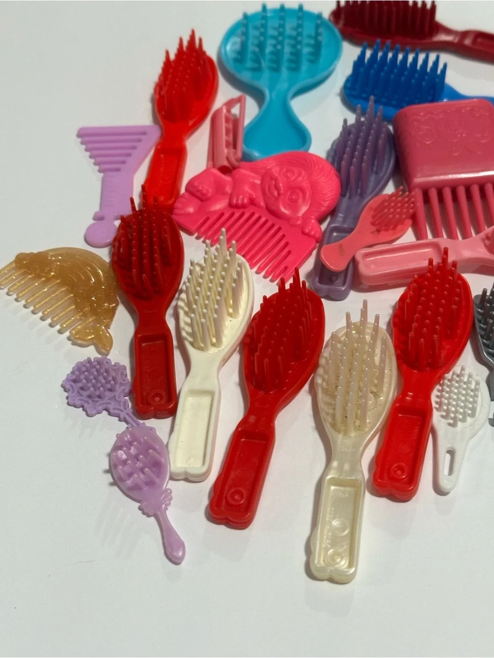 Barbie Hairbrushes Lot